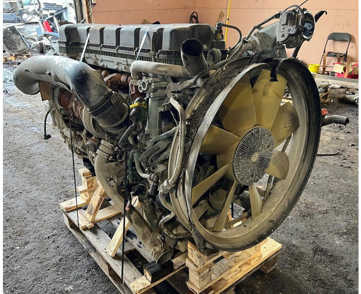 Volvo D11K450 K1 - Motor: obrázok 1 Volvo D11K450 K1 - Motor: obrázok 1