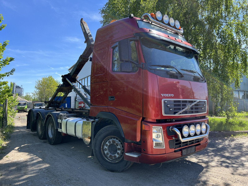 Volvo FH480 - Hákový nosič kontajnerov: obrázok 3 Volvo FH480 - Hákový nosič kontajnerov: obrázok 3