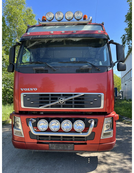 Volvo FH480 - Hákový nosič kontajnerov: obrázok 2 Volvo FH480 - Hákový nosič kontajnerov: obrázok 2