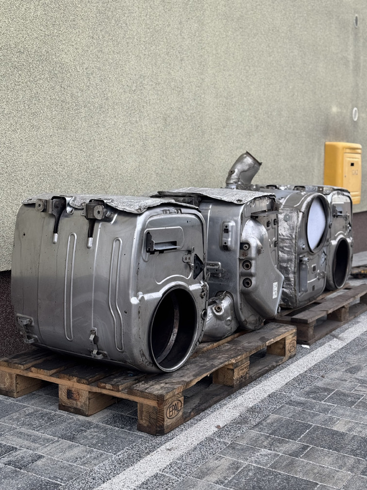 DAF XF 106 XG CF Efficient catalytic converters - Výfukový systém pre Nákladné auto: obrázok 1 DAF XF 106 XG CF Efficient catalytic converters - Výfukový systém pre Nákladné auto: obrázok 1