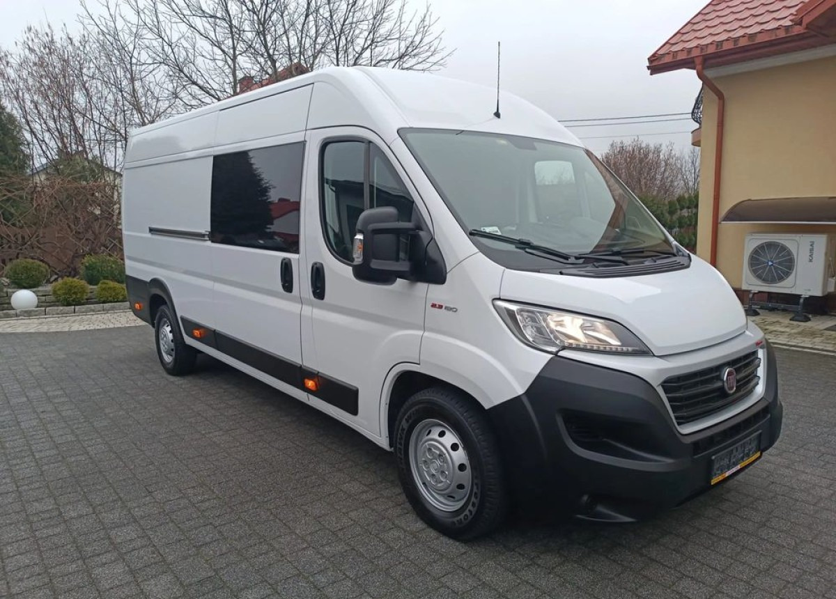 Fiat Ducato Max Brygadowy 7-osobowy 2.3 180ps. - Dodávkа s dvojitou kabínou: obrázok 2 Fiat Ducato Max Brygadowy 7-osobowy 2.3 180ps. - Dodávkа s dvojitou kabínou: obrázok 2