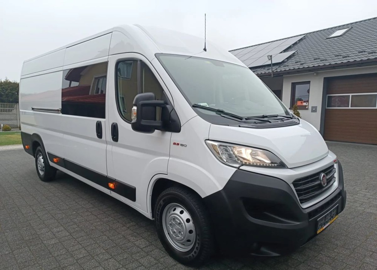 Fiat Ducato Max Brygadowy 7-osobowy 2.3 180ps. - Dodávkа s dvojitou kabínou: obrázok 4 Fiat Ducato Max Brygadowy 7-osobowy 2.3 180ps. - Dodávkа s dvojitou kabínou: obrázok 4