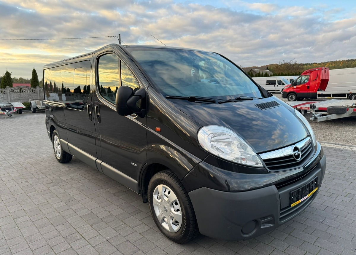 Opel Vivaro Doka Long 2.5 150 ps. L2 H1 - Dodávkа s dvojitou kabínou: obrázok 4 Opel Vivaro Doka Long 2.5 150 ps. L2 H1 - Dodávkа s dvojitou kabínou: obrázok 4