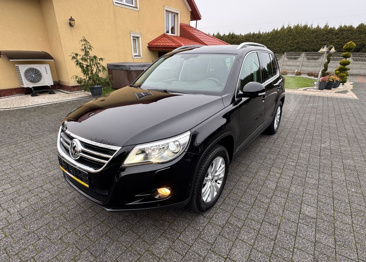 SUV Volkswagen Tiguan Auto z Niemiec 69 tys. przeb. 4-montion-Sport- DSG Stan jak Nowy: obrázok 11 SUV Volkswagen Tiguan Auto z Niemiec 69 tys. przeb. 4-montion-Sport- DSG Stan jak Nowy: obrázok 11