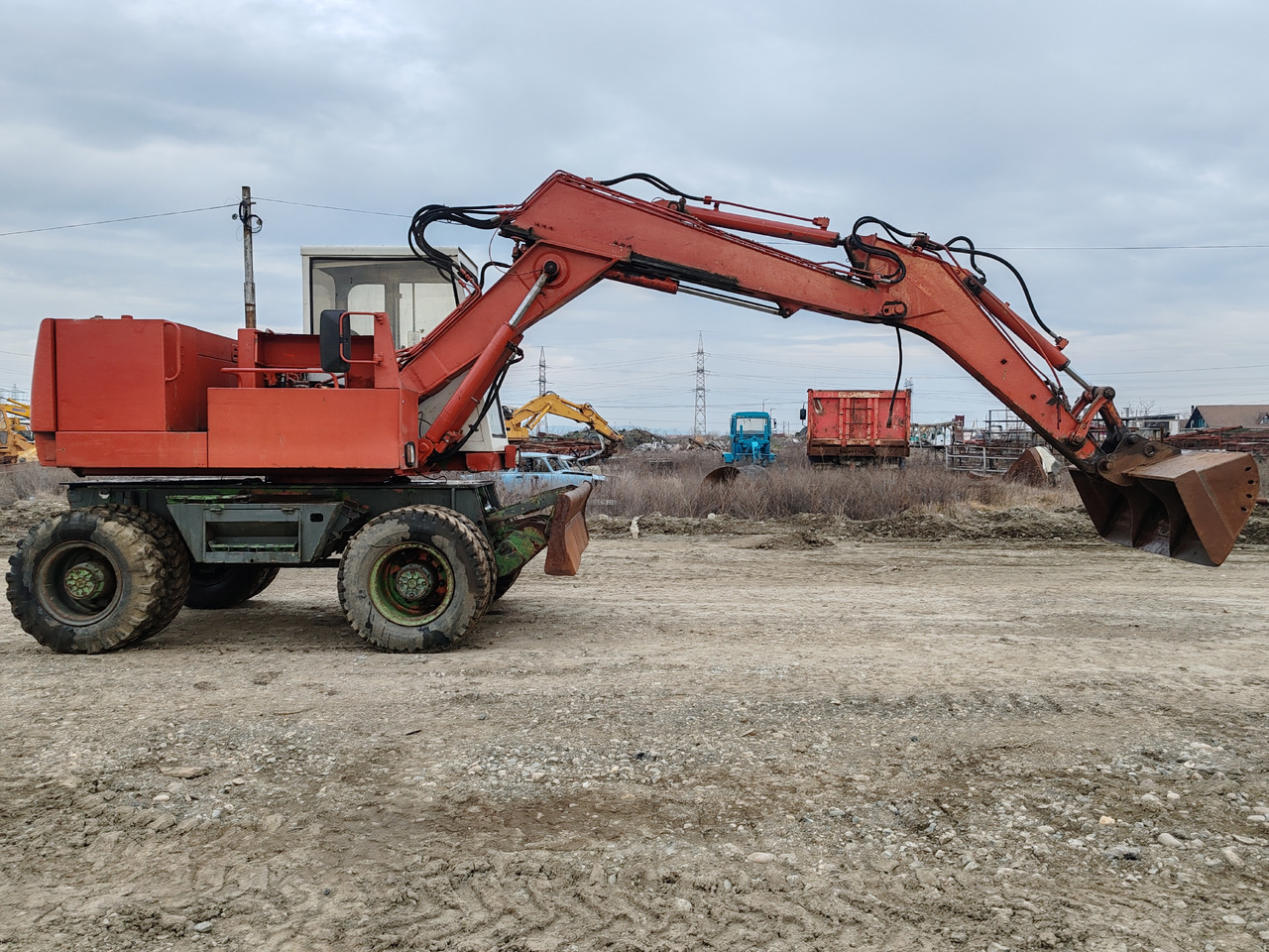 Case Poclain 61P - Kolesové rýpadlo: obrázok 4 Case Poclain 61P - Kolesové rýpadlo: obrázok 4