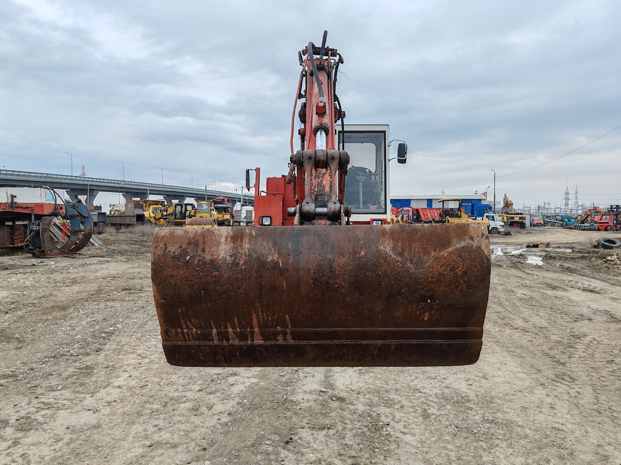 Case Poclain 61P - Kolesové rýpadlo: obrázok 2 Case Poclain 61P - Kolesové rýpadlo: obrázok 2