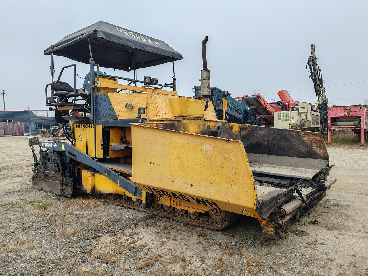 Dynapac F14C - Rozstrekovač živice: obrázok 1 Dynapac F14C - Rozstrekovač živice: obrázok 1