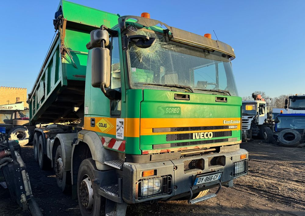 Iveco EuroTrakker - Sklápač: obrázok 2 Iveco EuroTrakker - Sklápač: obrázok 2