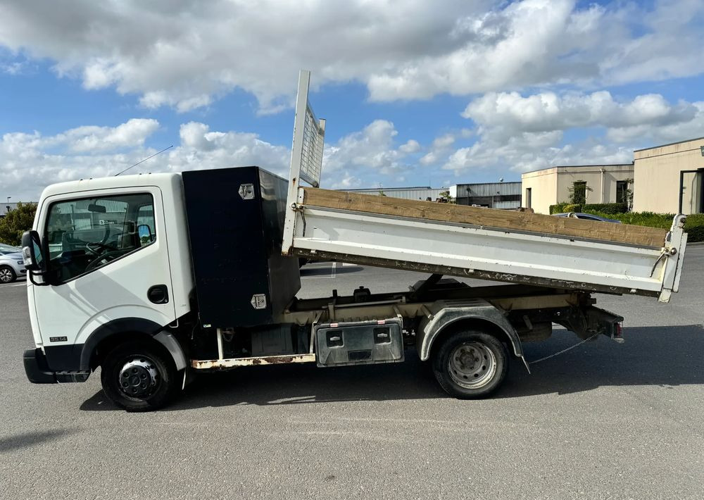 Nissan NT400 - Sklápač: obrázok 2 Nissan NT400 - Sklápač: obrázok 2