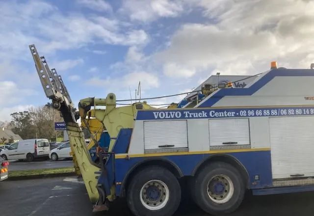 Odťahovy voz Volvo FL10: obrázok 6
