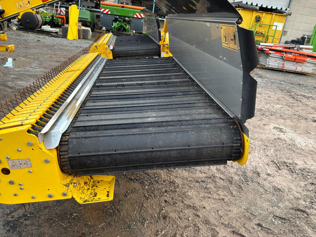 ROC RT730 - Stavebné stroje: obrázok 4 ROC RT730 - Stavebné stroje: obrázok 4