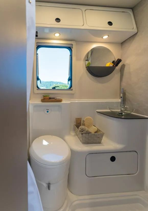 Ford Transit RIMOR KILIG 9 - Karavan: obrázok 2 Ford Transit RIMOR KILIG 9 - Karavan: obrázok 2