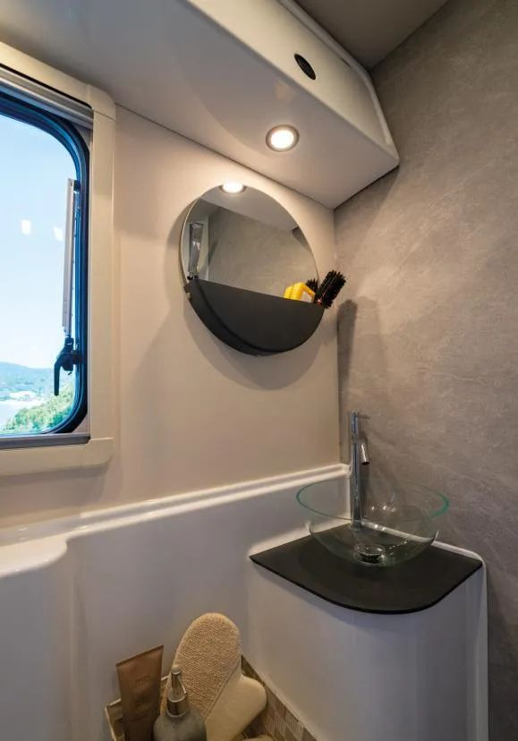 Ford Transit RIMOR KILIG 9 - Karavan: obrázok 3 Ford Transit RIMOR KILIG 9 - Karavan: obrázok 3