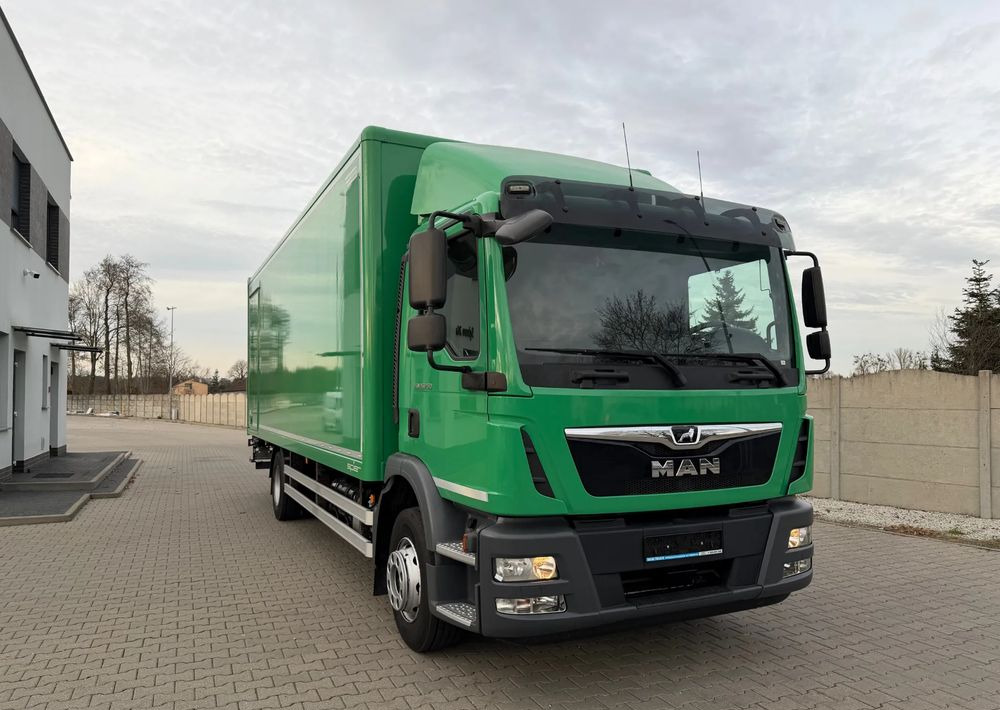 MAN TGM 15.250 - Skříňový nákladní auto: obrázok 4 MAN TGM 15.250 - Skříňový nákladní auto: obrázok 4