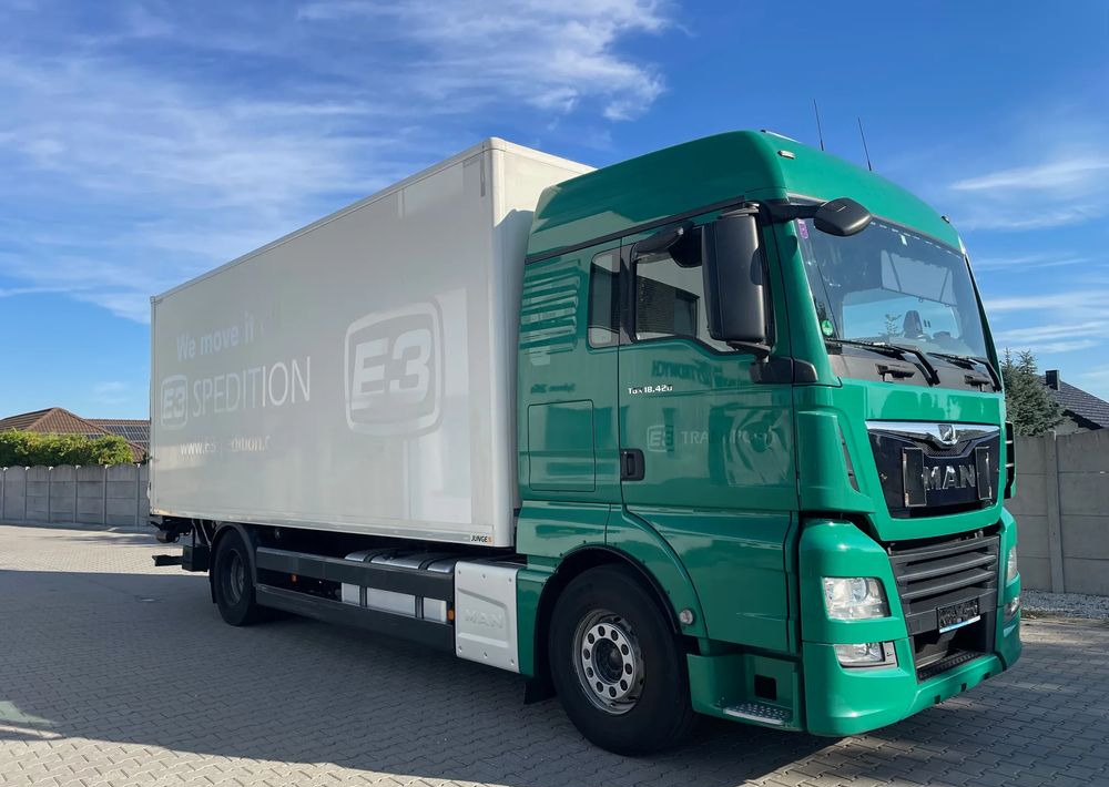 MAN TGX 18.420/ KONTENER 7,2m - Skříňový nákladní auto: obrázok 4 MAN TGX 18.420/ KONTENER 7,2m - Skříňový nákladní auto: obrázok 4