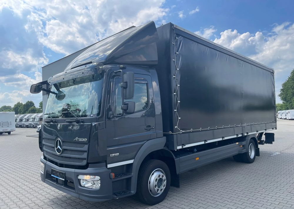 Mercedes-Benz ATEGO 1218 - Plachtové nákladné vozidlo: obrázok 2 Mercedes-Benz ATEGO 1218 - Plachtové nákladné vozidlo: obrázok 2