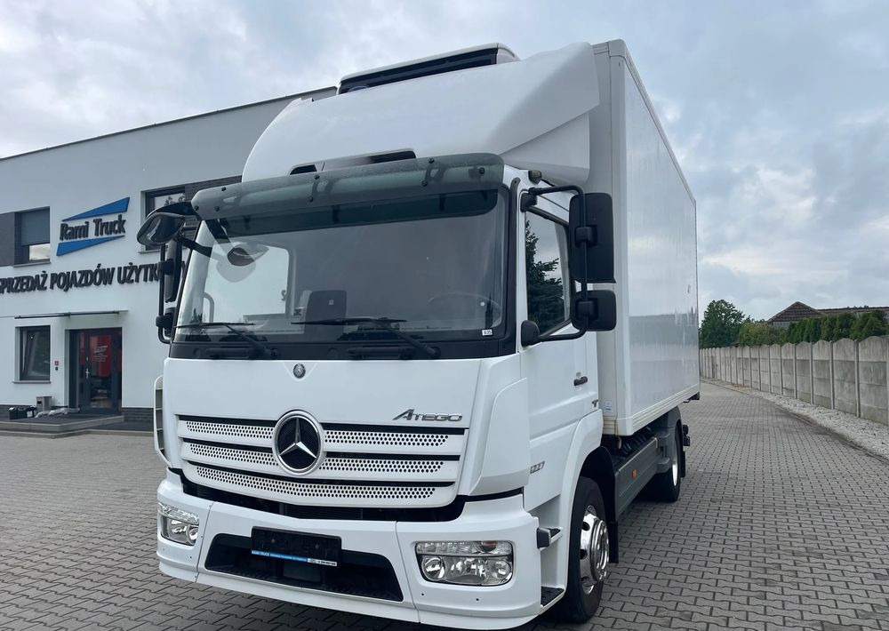 Mercedes-Benz ATEGO 1227 CHŁODNIA HAKOWA / HAKÓWKA - Chladirenské nákladné vozidlo: obrázok 1 Mercedes-Benz ATEGO 1227 CHŁODNIA HAKOWA / HAKÓWKA - Chladirenské nákladné vozidlo: obrázok 1