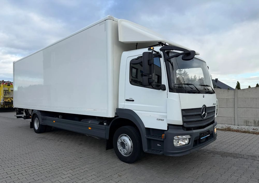 Mercedes-Benz ATEGO 1318 IZOTERMA 20 PALET! - Skříňový nákladní auto: obrázok 3 Mercedes-Benz ATEGO 1318 IZOTERMA 20 PALET! - Skříňový nákladní auto: obrázok 3