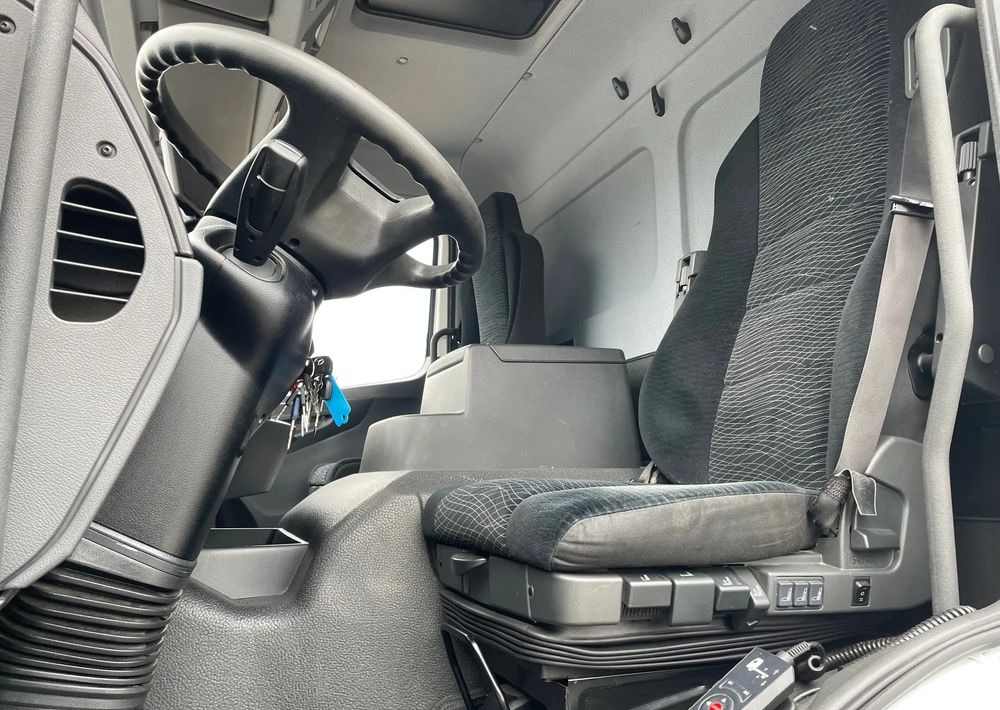 Mercedes-Benz ATEGO 1324, 15 EUROPALET, ŁADOWNOŚĆ 7,5 T - Skříňový nákladní auto: obrázok 5 Mercedes-Benz ATEGO 1324, 15 EUROPALET, ŁADOWNOŚĆ 7,5 T - Skříňový nákladní auto: obrázok 5