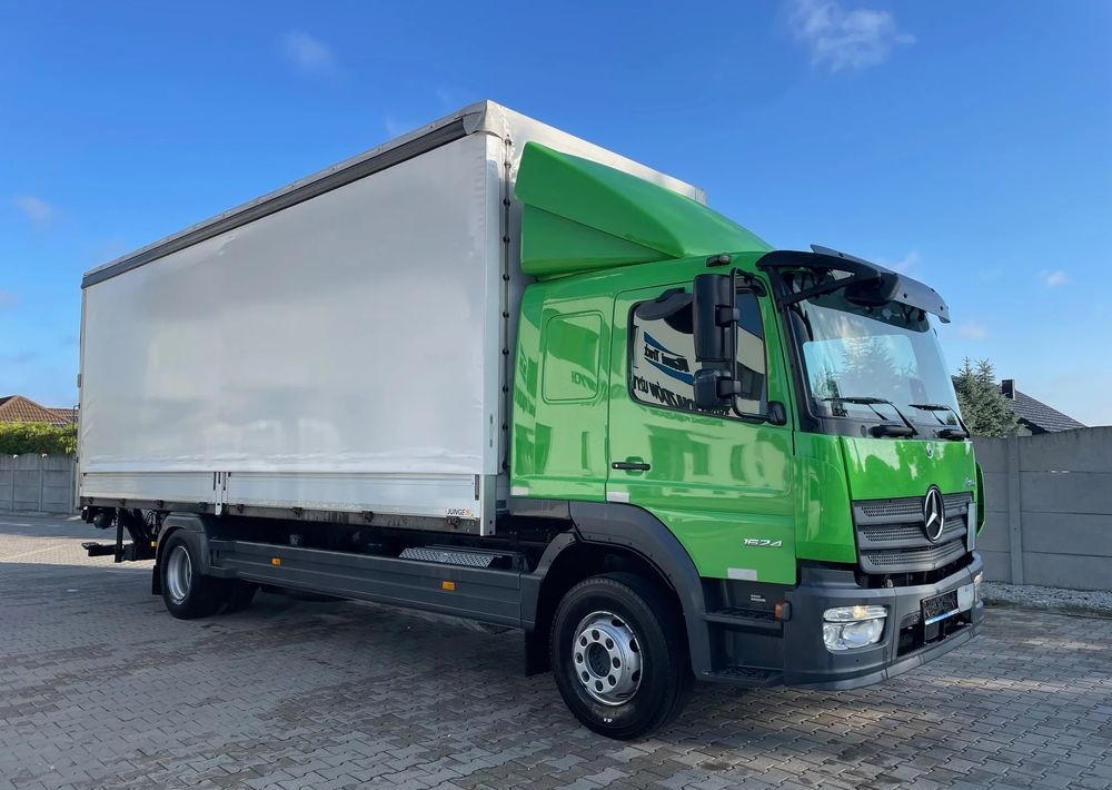 Mercedes-Benz ATEGO 1624/ KABINA SYPIALNA! - Plachtové nákladné vozidlo: obrázok 4 Mercedes-Benz ATEGO 1624/ KABINA SYPIALNA! - Plachtové nákladné vozidlo: obrázok 4