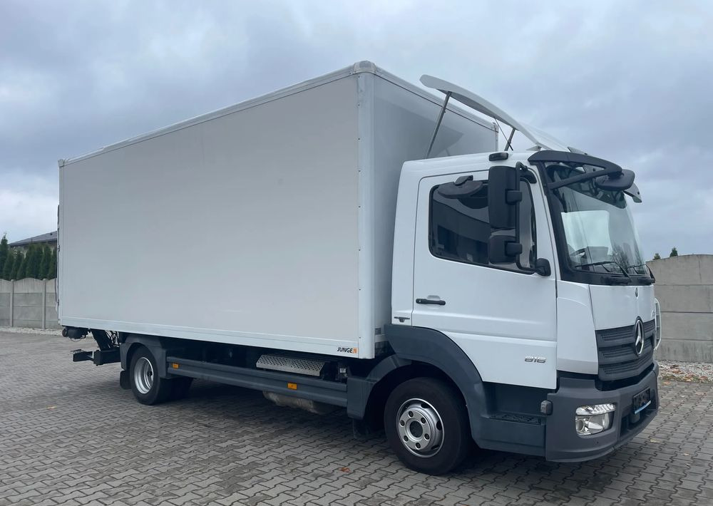 Mercedes-Benz ATEGO 816 DMC 8600 kg - Skříňový nákladní auto: obrázok 3 Mercedes-Benz ATEGO 816 DMC 8600 kg - Skříňový nákladní auto: obrázok 3
