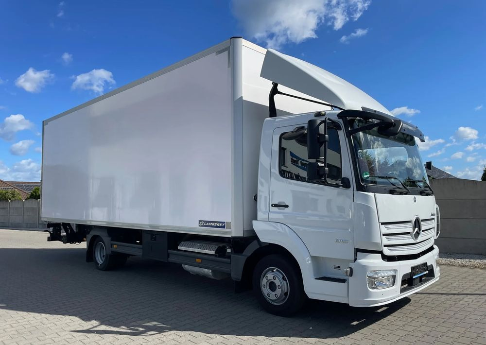 Mercedes-Benz ATEGO 818, IZOTERMA OGRZEWANA! - Skříňový nákladní auto: obrázok 3 Mercedes-Benz ATEGO 818, IZOTERMA OGRZEWANA! - Skříňový nákladní auto: obrázok 3