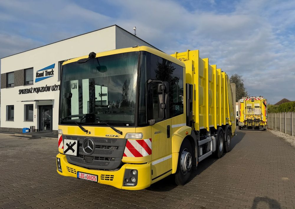 Mercedes-Benz ECONIC 2630, EURO6/ ŚMECIARKA/ ZOELLER/ DELTA - Auto na odvoz odpadu: obrázok 1 Mercedes-Benz ECONIC 2630, EURO6/ ŚMECIARKA/ ZOELLER/ DELTA - Auto na odvoz odpadu: obrázok 1