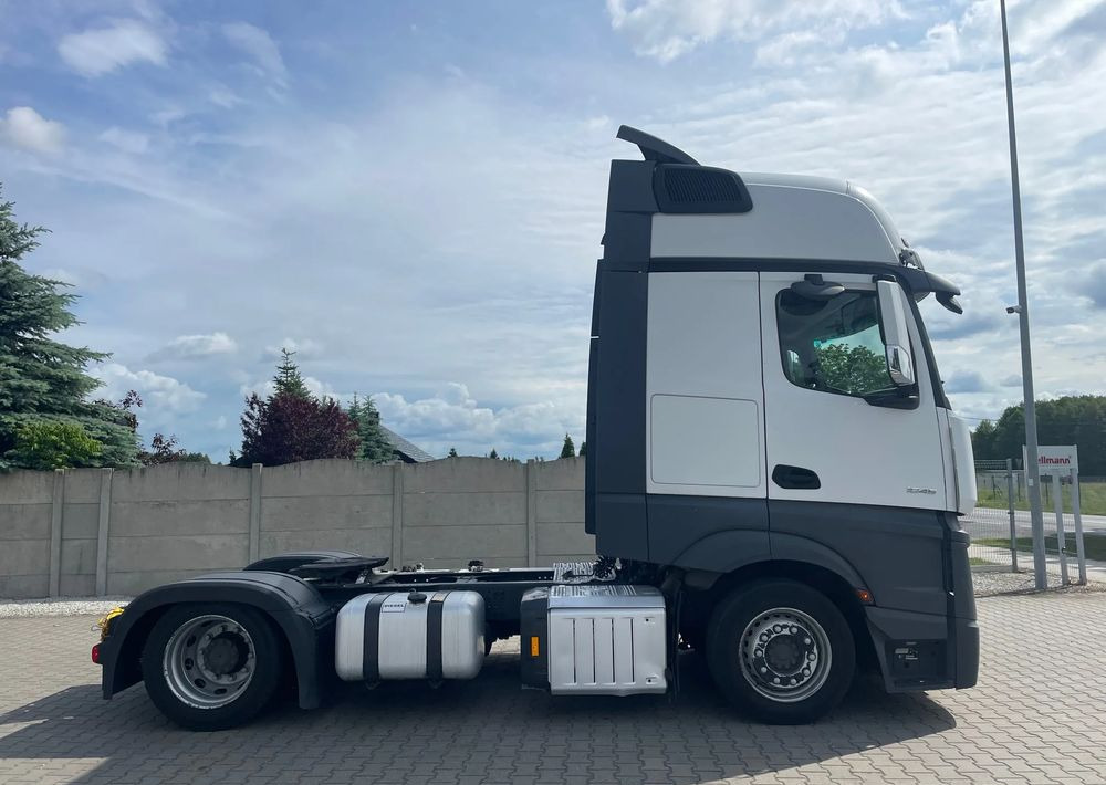 Mercedes-Benz ACTROS 1845, Mega, Gigaspace, Salonka! - Ťahač: obrázok 3 Mercedes-Benz ACTROS 1845, Mega, Gigaspace, Salonka! - Ťahač: obrázok 3
