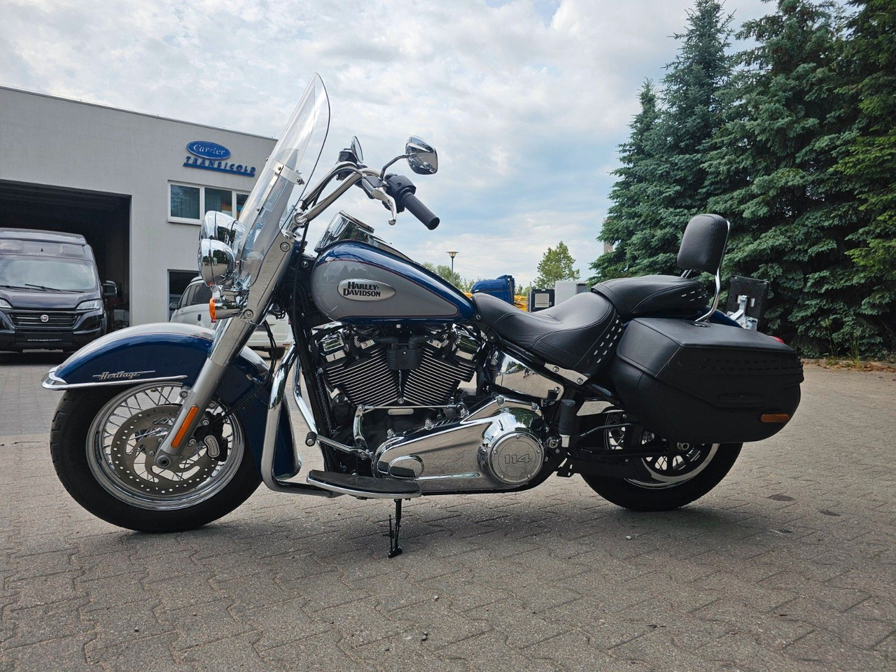 Harley-Davidson SOFTAIL Heritage Classic 114 nur 600km! Gepflegt - Motocykel: obrázok 4 Harley-Davidson SOFTAIL Heritage Classic 114 nur 600km! Gepflegt - Motocykel: obrázok 4