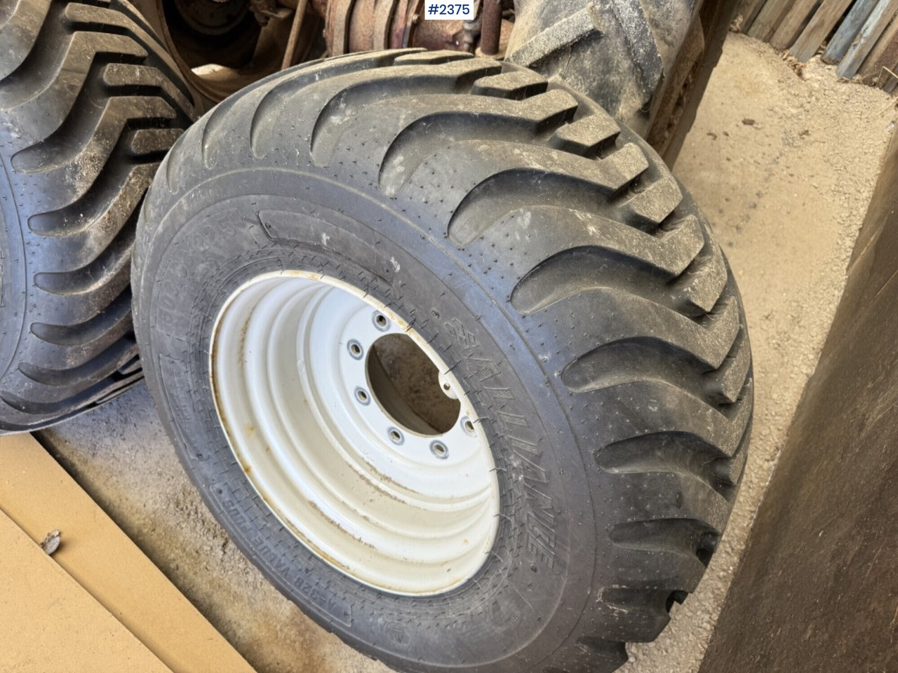Alliance grass tires 500/60-22.5 - Pneumatiky a disky: obrázok 5 Alliance grass tires 500/60-22.5 - Pneumatiky a disky: obrázok 5
