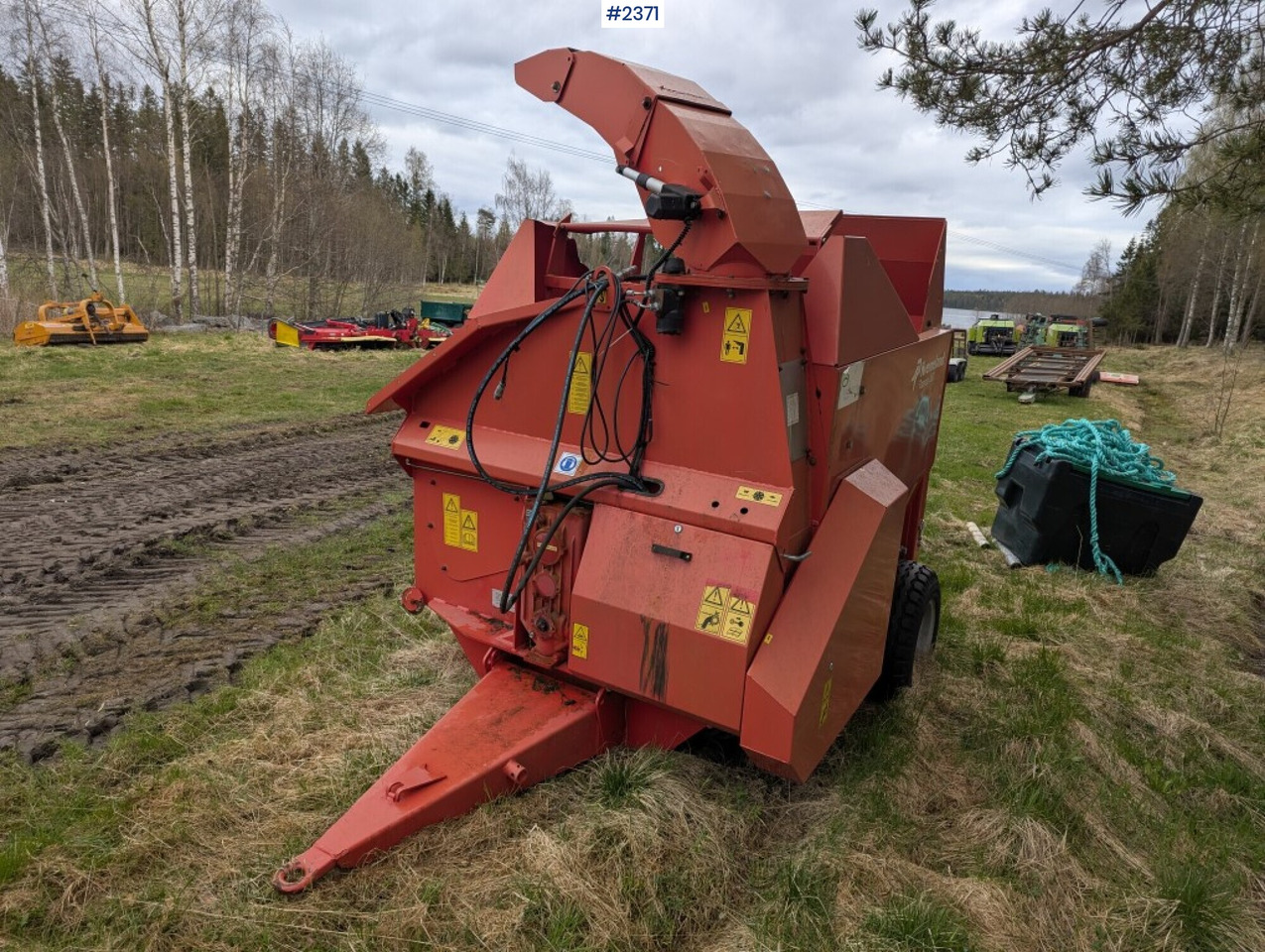 Bale cutter / Feed shredder Kverneland Taarup 853 - Stroje na zber krmovín: obrázok 2 Bale cutter / Feed shredder Kverneland Taarup 853 - Stroje na zber krmovín: obrázok 2
