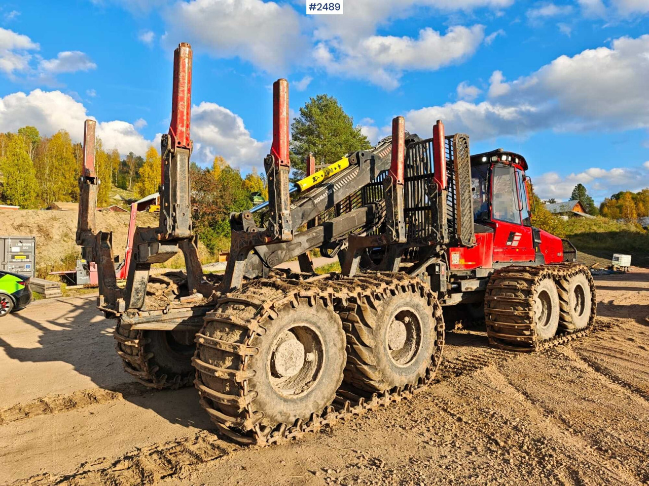 Komatsu 895 Forwarder (VIDEO) - Vyvážečka: obrázok 3 Komatsu 895 Forwarder (VIDEO) - Vyvážečka: obrázok 3