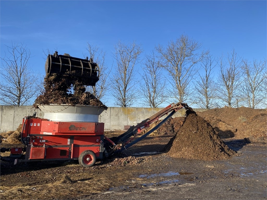Bizon B-1030 Kompost Schredder Biomasse Mist Compost shr - Drvič slamy: obrázok 4 Bizon B-1030 Kompost Schredder Biomasse Mist Compost shr - Drvič slamy: obrázok 4