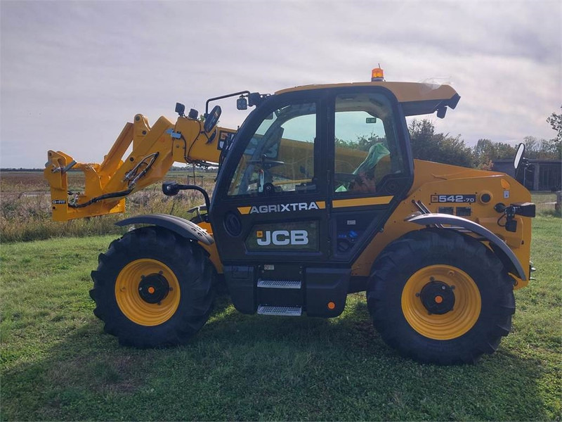 JCB 542-70 AgriXtra DTVT - Teleskopický nakladač: obrázok 1 JCB 542-70 AgriXtra DTVT - Teleskopický nakladač: obrázok 1