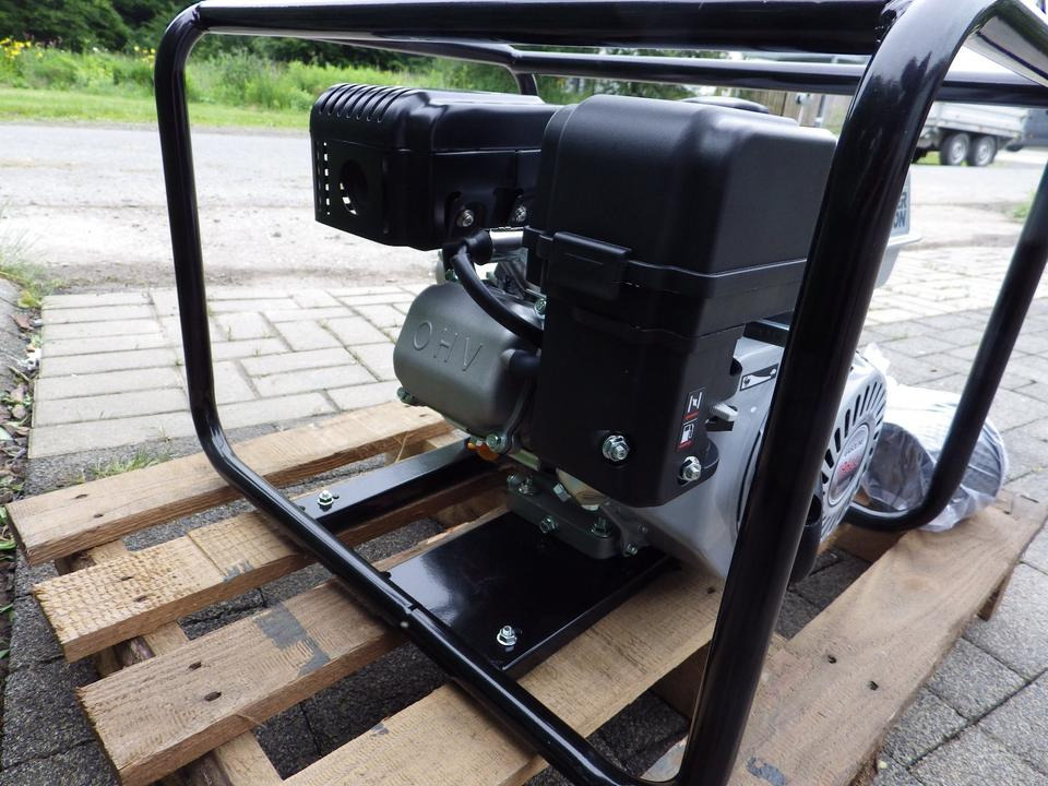 ORIGINAL Wacker Neuson Wasserpumpe MCP2 mit Benzinmotor - Čerpadlo na vodu: obrázok 4 ORIGINAL Wacker Neuson Wasserpumpe MCP2 mit Benzinmotor - Čerpadlo na vodu: obrázok 4
