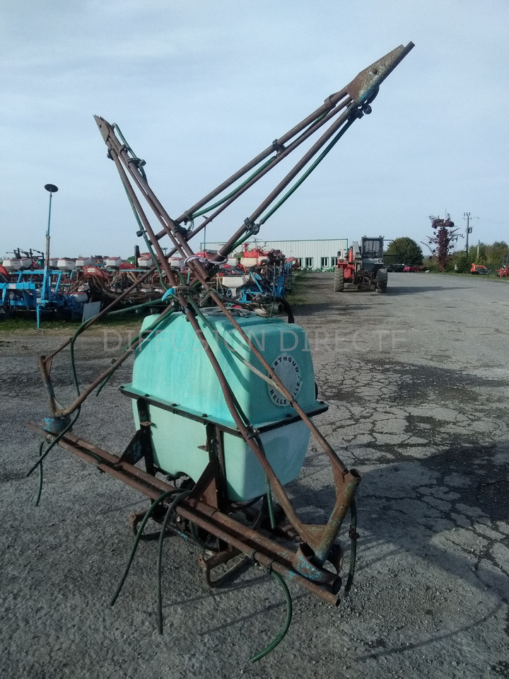 BERTHOUD PULVERISATEUR PO DS 4 - Postrekovač za traktor: obrázok 3 BERTHOUD PULVERISATEUR PO DS 4 - Postrekovač za traktor: obrázok 3
