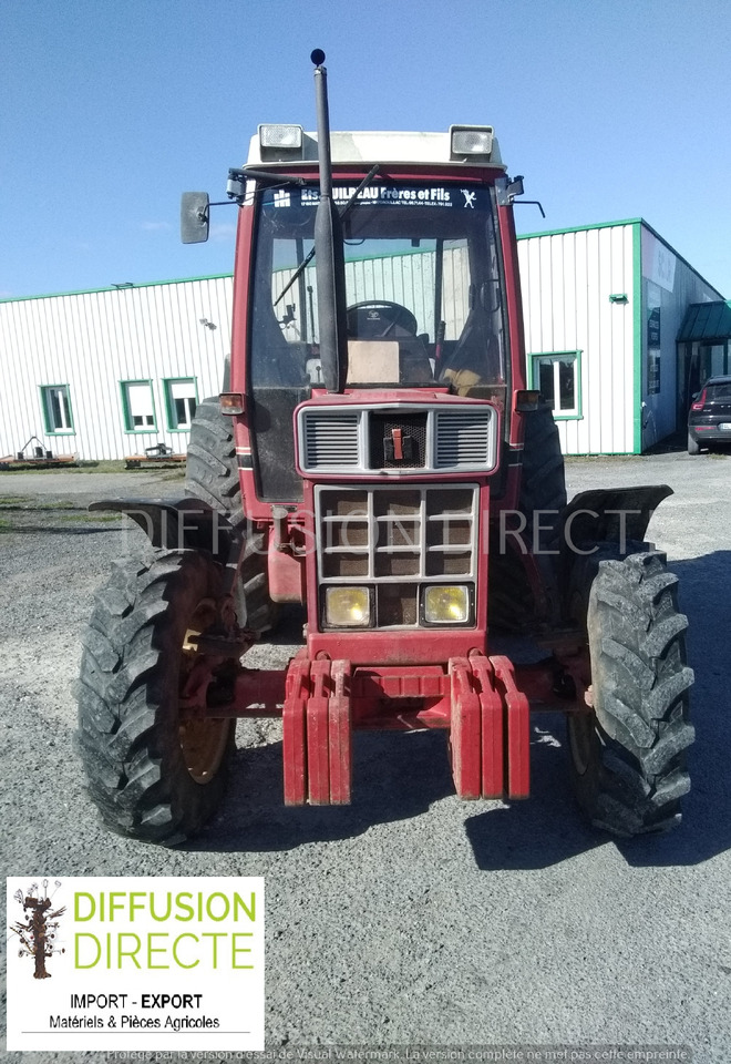 CASE IH TRACTEUR AGRICOLE 845 XL - Traktor: obrázok 1 CASE IH TRACTEUR AGRICOLE 845 XL - Traktor: obrázok 1
