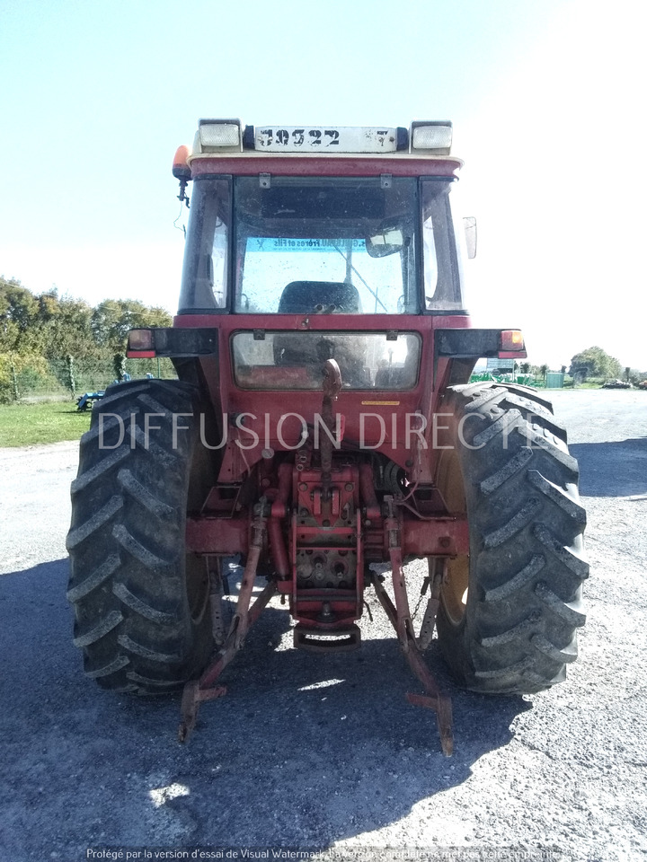 CASE IH TRACTEUR AGRICOLE 845 XL - Traktor: obrázok 4 CASE IH TRACTEUR AGRICOLE 845 XL - Traktor: obrázok 4
