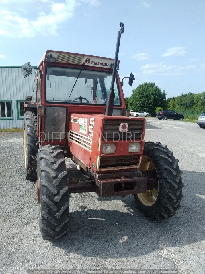 FIAT TRACTEUR AGRICOLE 80-90 DT - Traktor: obrázok 5 FIAT TRACTEUR AGRICOLE 80-90 DT - Traktor: obrázok 5