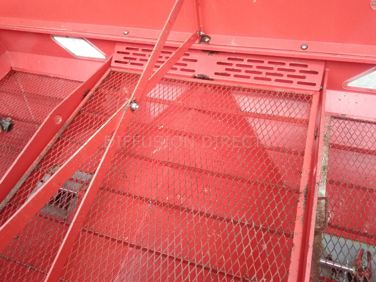 KUHN DISTRIBUTEUR D'ENGRAIS MDS 1141 - Rozmetač hnojiva: obrázok 5 KUHN DISTRIBUTEUR D'ENGRAIS MDS 1141 - Rozmetač hnojiva: obrázok 5