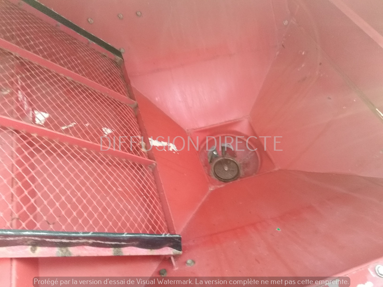 LELY DISTRIBUTEUR D'ENGRAIS CENTERMATIC PESEE - Rozmetač hnojiva: obrázok 5 LELY DISTRIBUTEUR D'ENGRAIS CENTERMATIC PESEE - Rozmetač hnojiva: obrázok 5
