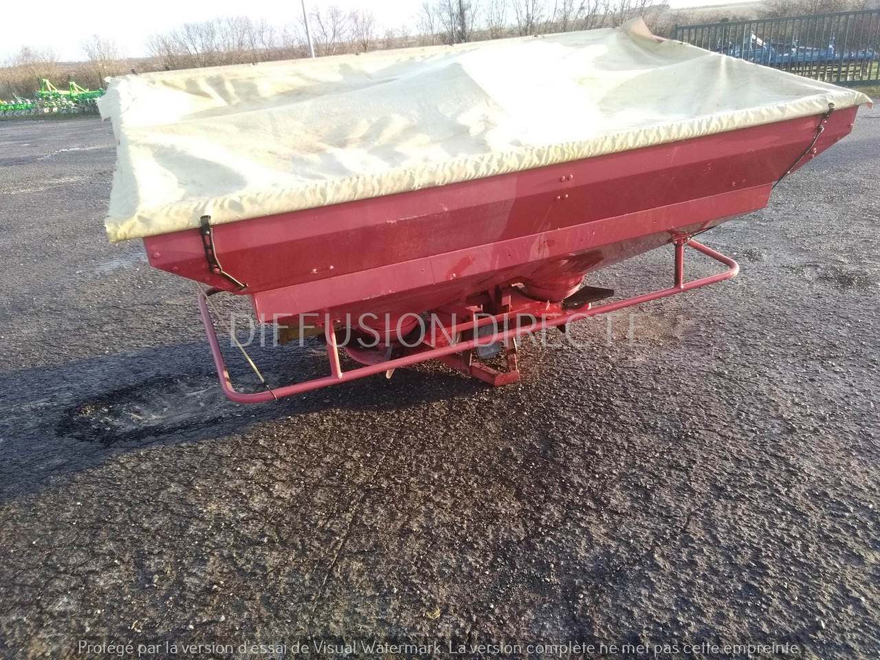 LELY DISTRIBUTEUR D'ENGRAIS CENTERMATIC PESEE - Rozmetač hnojiva: obrázok 4 LELY DISTRIBUTEUR D'ENGRAIS CENTERMATIC PESEE - Rozmetač hnojiva: obrázok 4