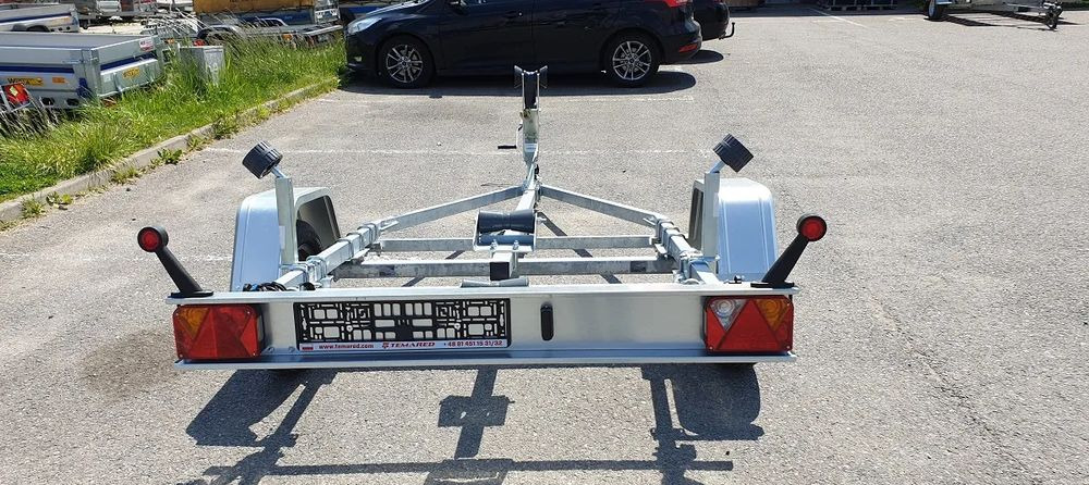 TEMARED B05/055/18 - Lodný príves: obrázok 3 TEMARED B05/055/18 - Lodný príves: obrázok 3