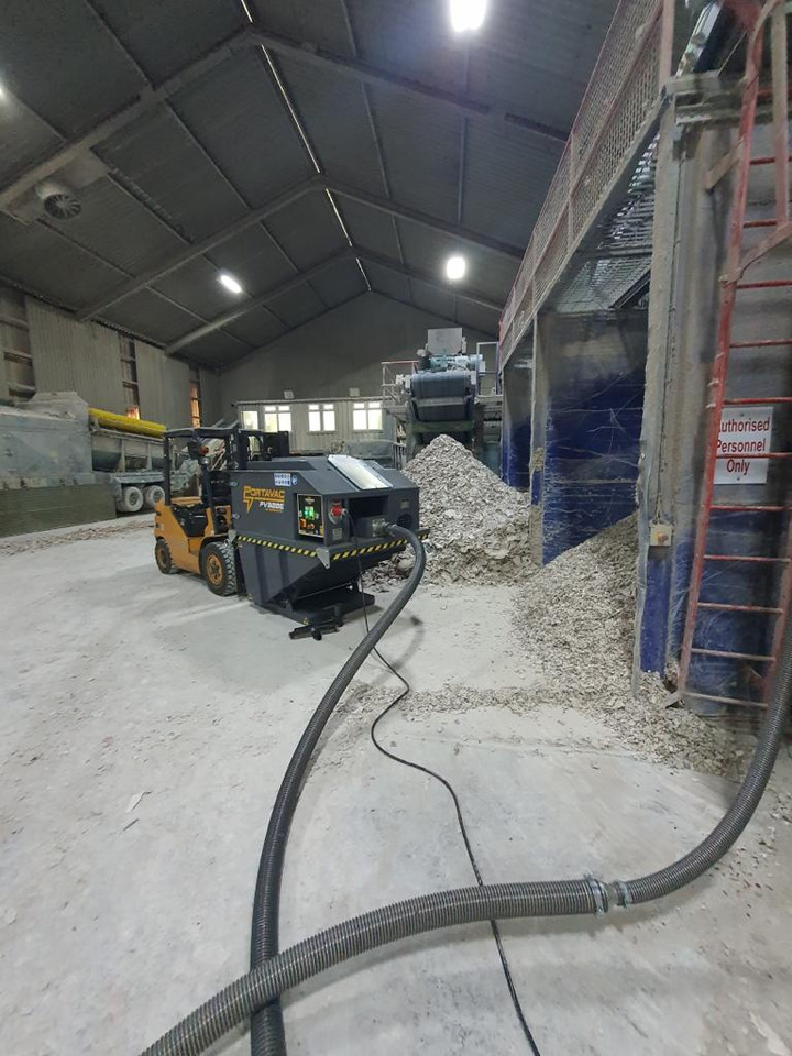 Portavac - PV300E - Priemyselný vysávač: obrázok 4 Portavac - PV300E - Priemyselný vysávač: obrázok 4