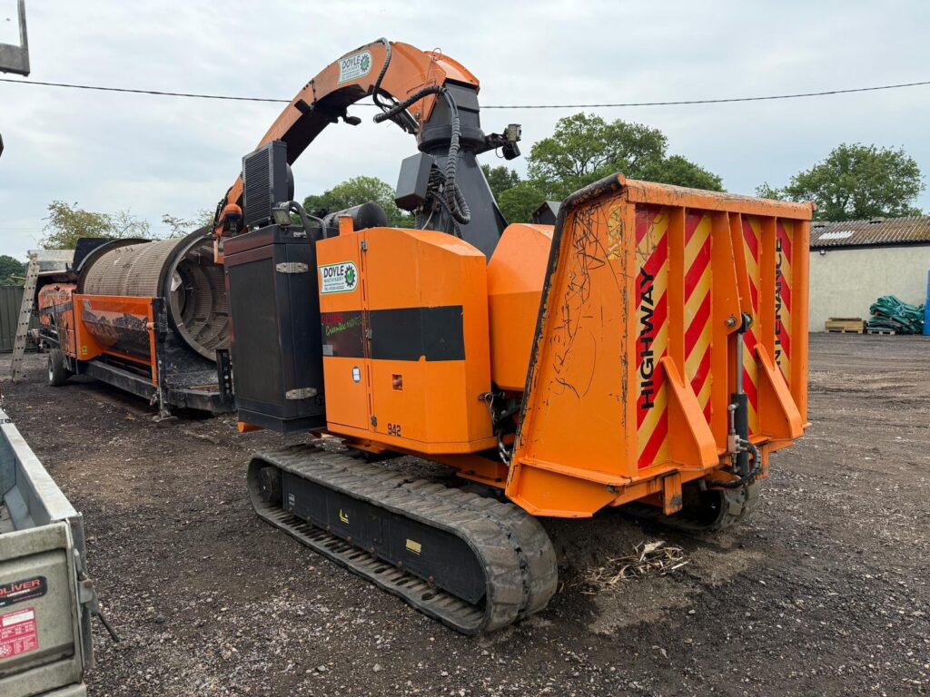 UFKES 942 Chipper - Drtič konárov: obrázok 1 UFKES 942 Chipper - Drtič konárov: obrázok 1