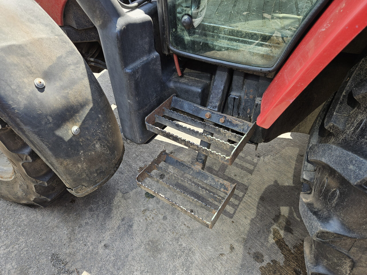 2007 Case JX1090U - Traktor: obrázok 5 2007 Case JX1090U - Traktor: obrázok 5