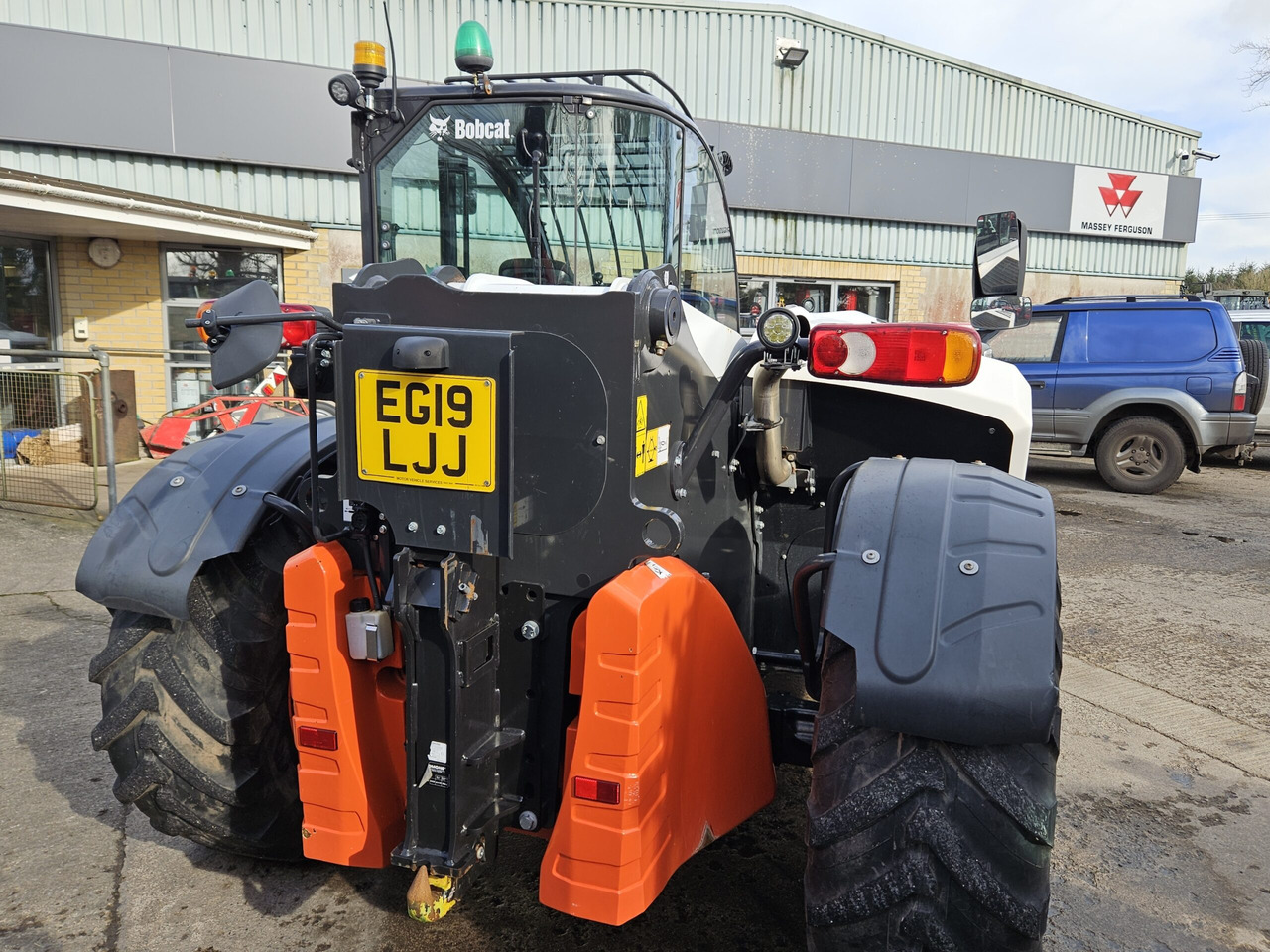 2019 Bobcat TL4380, good condition machine - Teleskopický nakladač: obrázok 3 2019 Bobcat TL4380, good condition machine - Teleskopický nakladač: obrázok 3