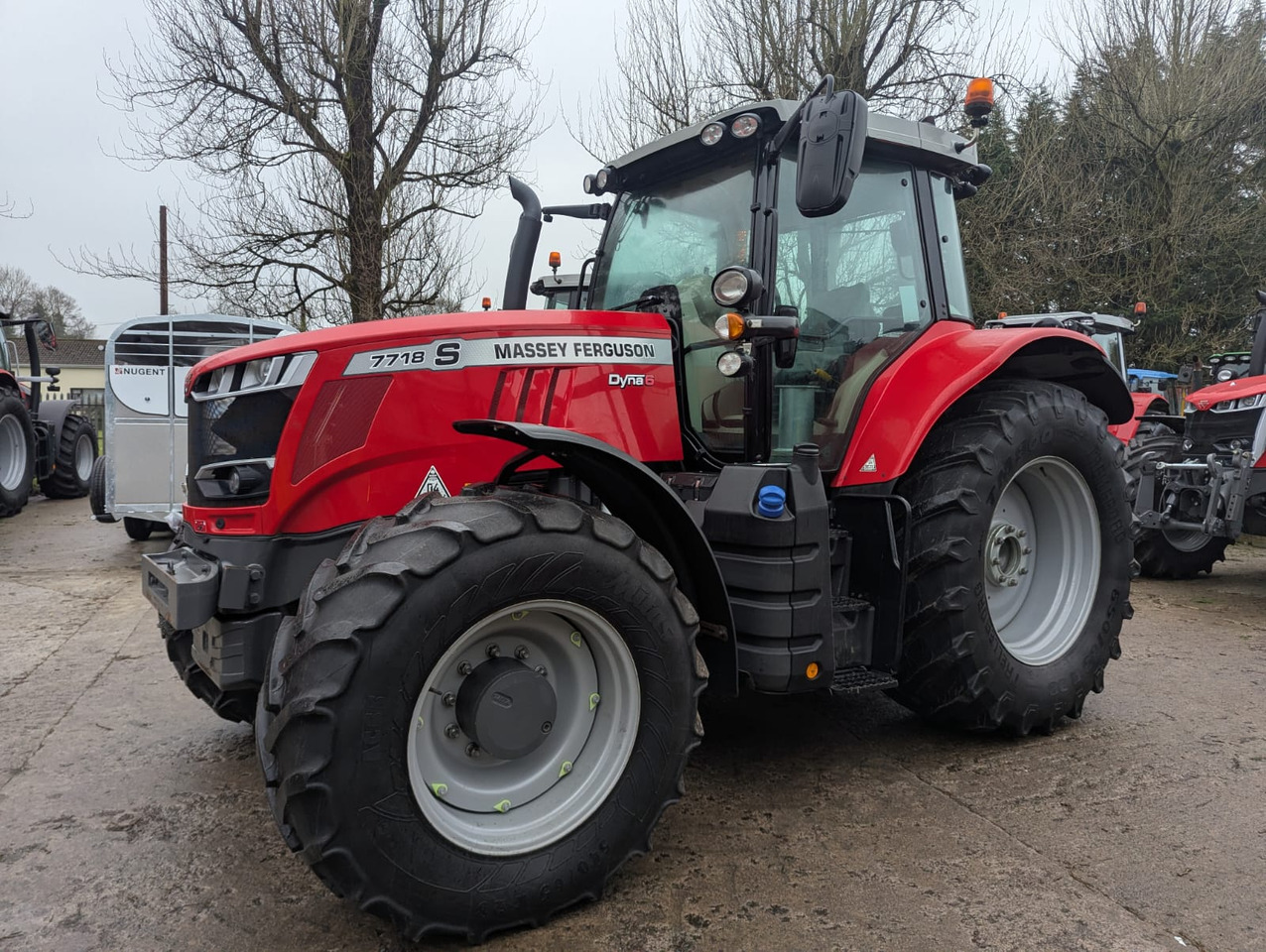 2022 MF 7718S, 1730 Hours, excellent - Traktor: obrázok 2 2022 MF 7718S, 1730 Hours, excellent - Traktor: obrázok 2