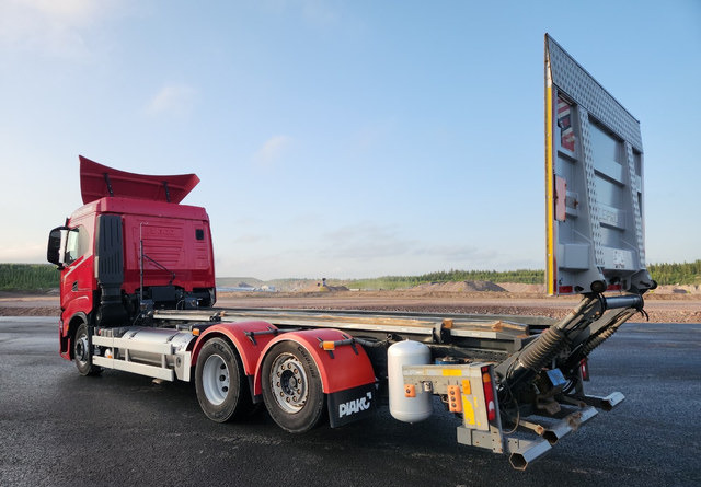 Iveco S-Way 6x2 LNG / LBG - Podvozek s kabinou: obrázok 3 Iveco S-Way 6x2 LNG / LBG - Podvozek s kabinou: obrázok 3