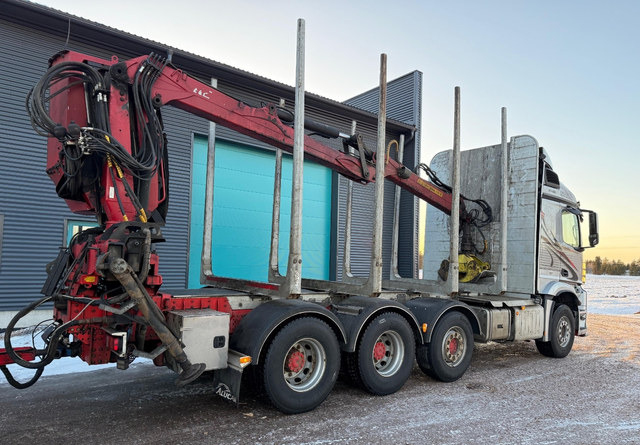 Mercedes-BenzArocs 8x4 Nosturilla! - Nákladné vozidlo na prepravu dreva, Auto s hydraulickou rukou: obrázok 5 Mercedes-BenzArocs 8x4 Nosturilla! - Nákladné vozidlo na prepravu dreva, Auto s hydraulickou rukou: obrázok 5